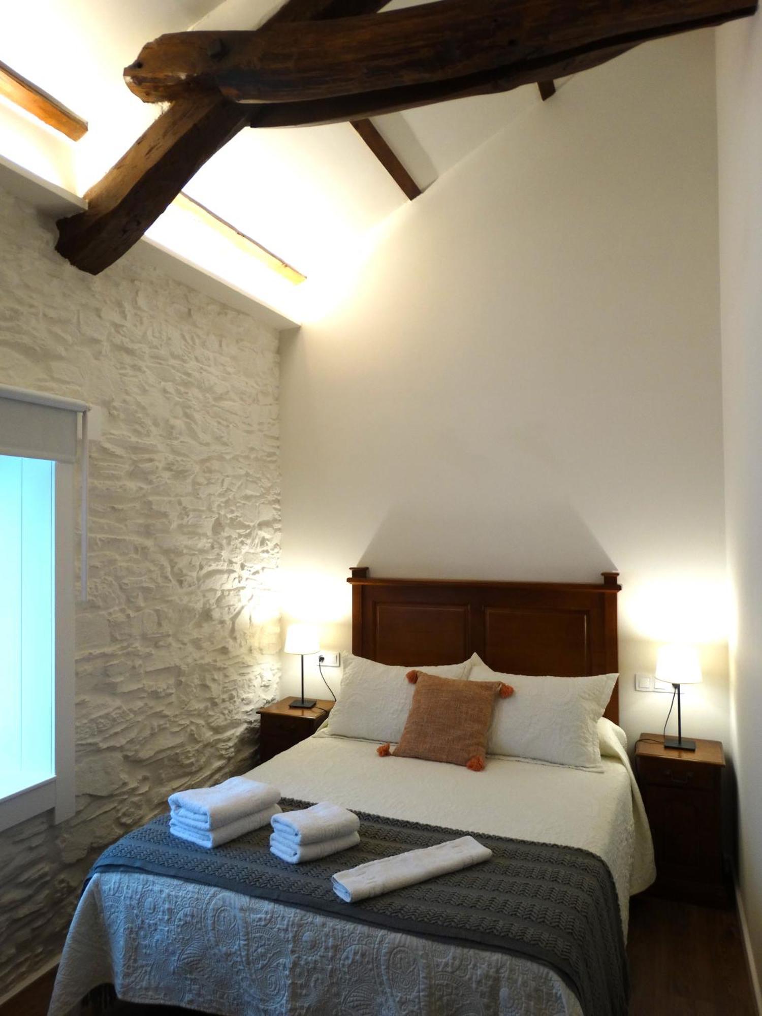 Apartamentos Minas De Silvarosa Viveiro Esterno foto
